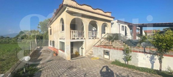 5 bedrooms Villa in Cellole, Italy No. 267422 3