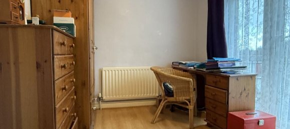 3 bedrooms House in Chatham, United Kingdom No. 10772 27