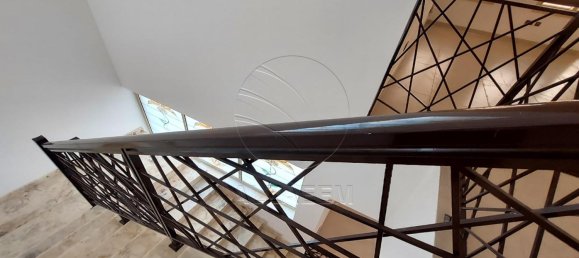 Villa T5 em Khalifa City, UAE N.º 29506 12