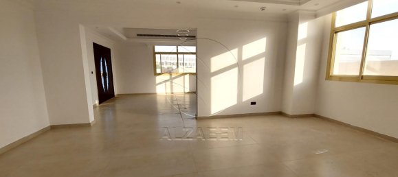 Villa T5 em Khalifa City, UAE N.º 29506 5