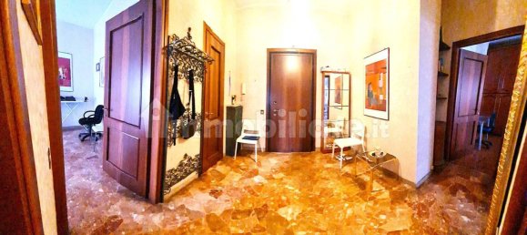 1 bedroom Apartment in Milan, Italy No. 374350 9