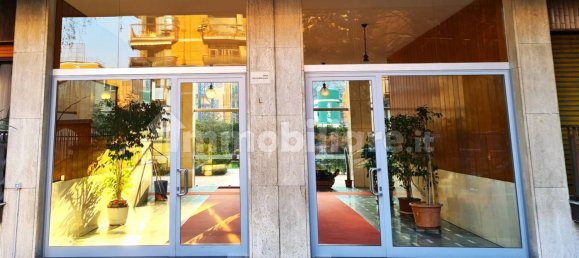 1 bedroom Apartment in Milan, Italy No. 374350 4