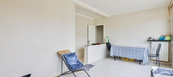 3 Schlafzimmer Wohnung in La Courneuve, France, Nr. 313689 5