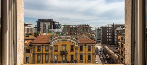 4 bedrooms Apartment in Milan, Italy No. 291808 8