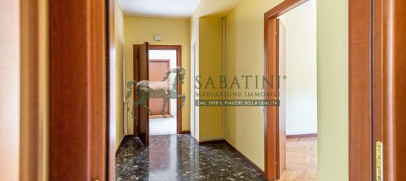 4 bedrooms Apartment in Milan, Italy No. 291808 12