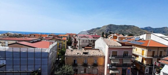 Apartamento de 2 habitaciónes en Amantea, Italy No. 89906 16