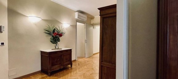 3 غرف نوم شقة في Milan, Italy رقم 244702 11