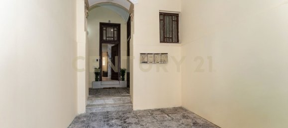 3 Schlafzimmer Wohnung in Catania, Italy, Nr. 317659 27