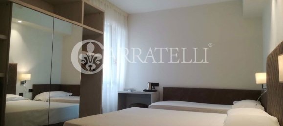 18 bedrooms Hotel in Forte dei Marmi, Italy No. 210031 16