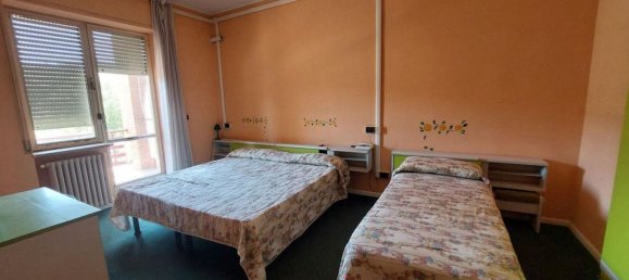 1100m² Building in Foligno, Italy No. 372467 11