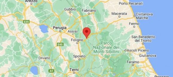 1100m² Building in Foligno, Italy No. 372467 16