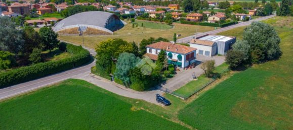 5 rooms Villa in Baricella, Italy No. 232286 8