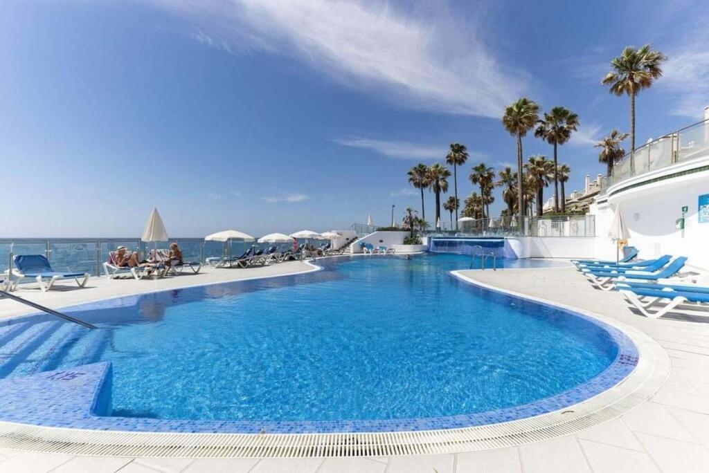 2 bedrooms Apartment in Estepona, Spain No. 217830