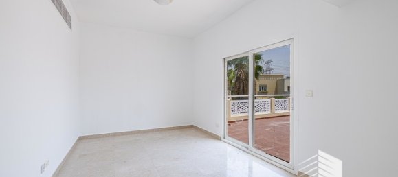 3 bedrooms Villa in Meadows, UAE No. 9180 15