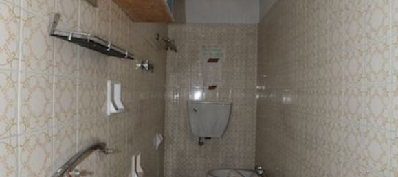 52m² Office in Florence, Italy No. 100355 5