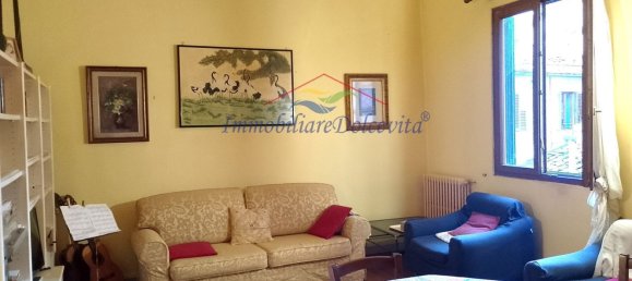 3 rooms Apartment in Florence, Italy No. 271675 9
