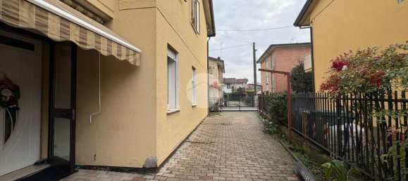 Вилла с 3 комнатами в Вигонца, Италия № 7630 24