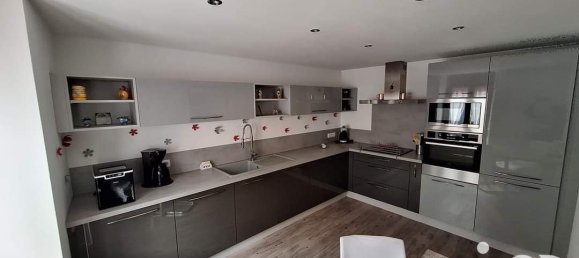 5 bedrooms House in Treveray, France No. 78269 2