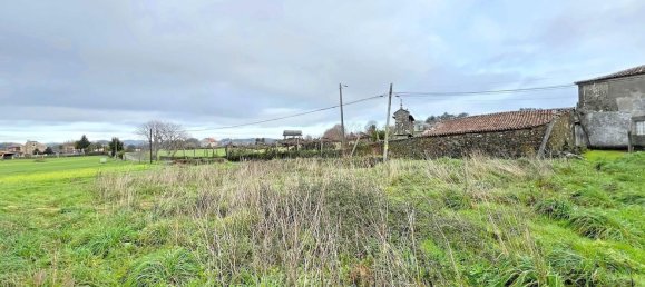 370m² Land in A Coruna, Spain No. 34106 13