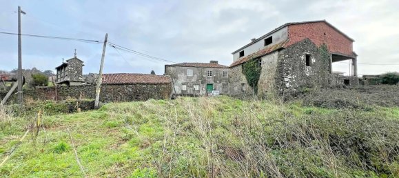 370m² Land in A Coruna, Spain No. 34106 4