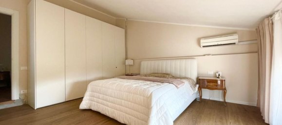 6 bedrooms House in San Giuliano Terme, Italy No. 359880 10