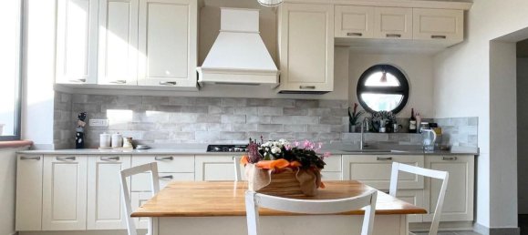 6 bedrooms House in San Giuliano Terme, Italy No. 359880 6