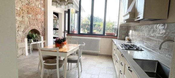 6 bedrooms House in San Giuliano Terme, Italy No. 359880 8