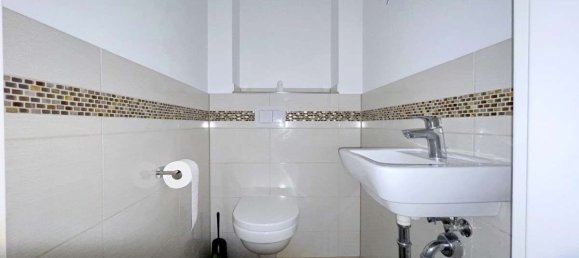 Квартира с 3 комнатами в Зегеберг, Германия № 272414 11