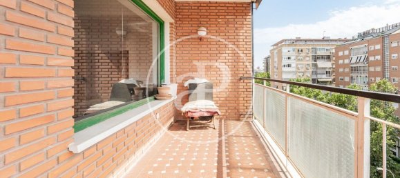 Apartamento de 4 dormitorios en Madrid, Spain No. 154195 57