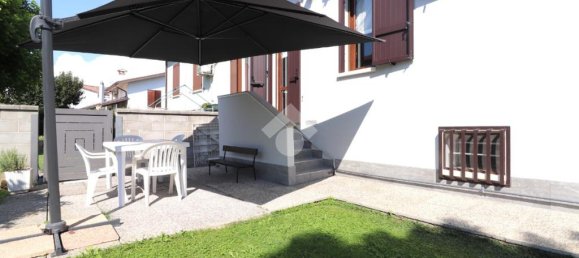 Villa de 3 dormitorios en Porto Mantovano, Italy No. 329571 29