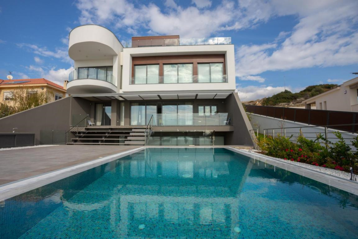 Villa T5 em Limassol, Cyprus N.º 99107