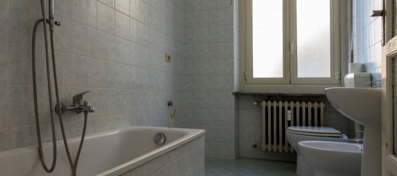 3 rooms Apartment in Turin, Italy No. 211125 18