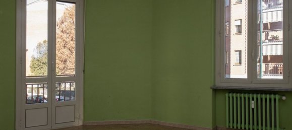 3 rooms Apartment in Turin, Italy No. 211125 6