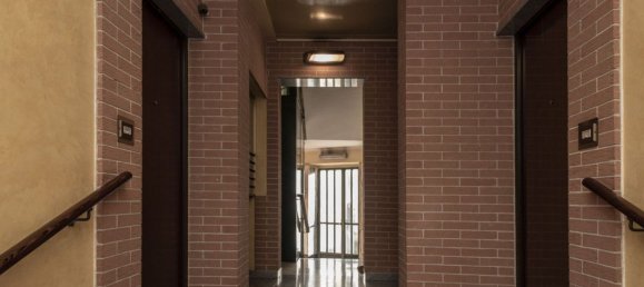 3 rooms Apartment in Turin, Italy No. 211125 5