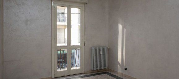 3 rooms Apartment in Turin, Italy No. 211125 17