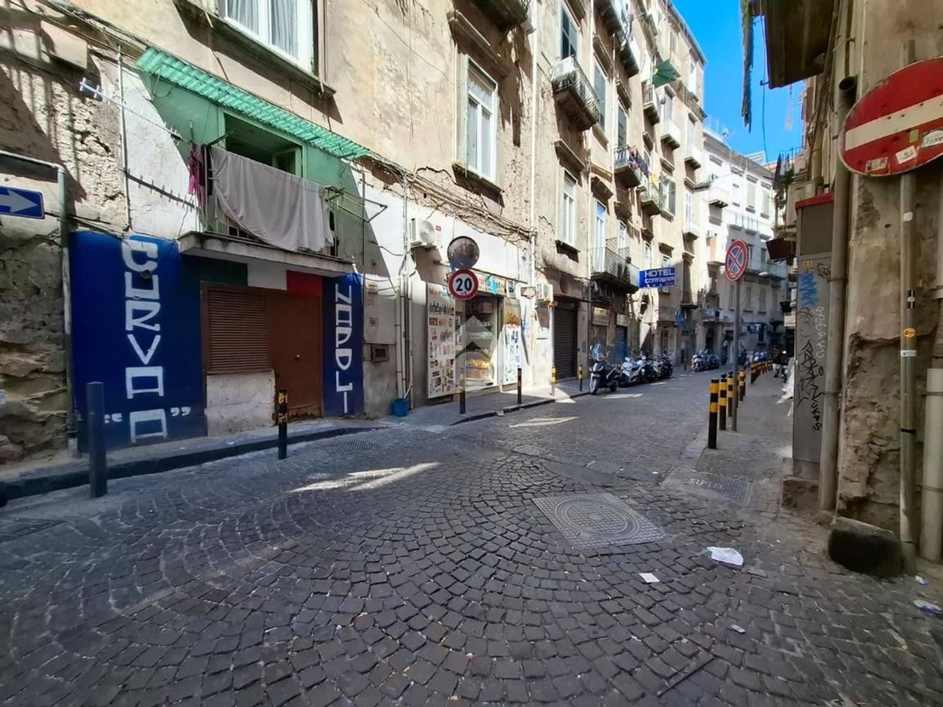 1 bedroom Apartment in Naples, Italy No. 311568