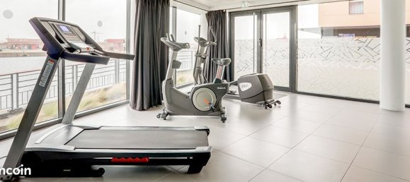 Estudio en Dunkerque, France No. 93179 8