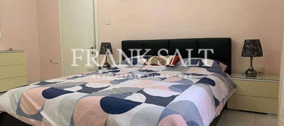 3 bedrooms Villa in Pembroke, Malta No. 7363 7