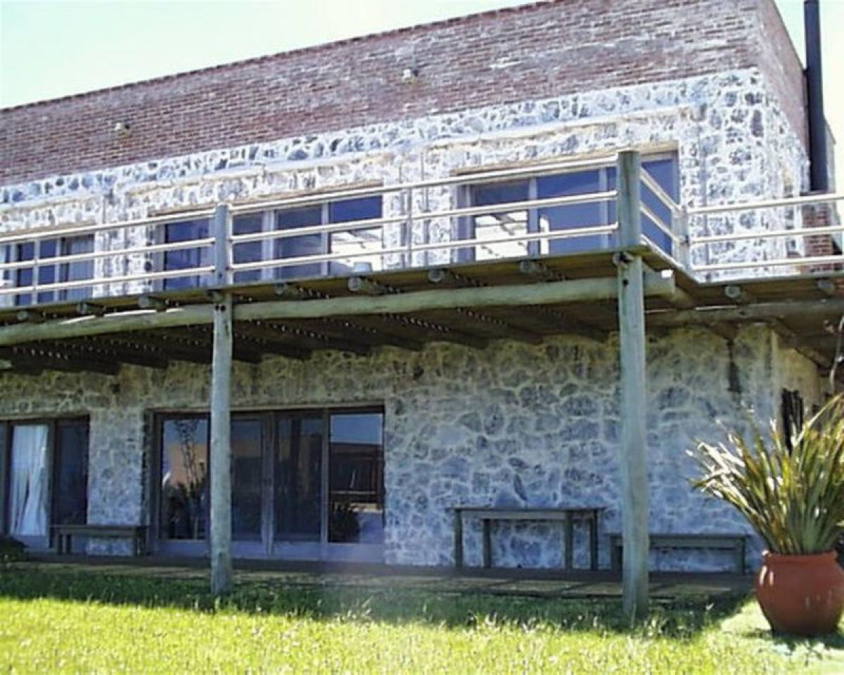 4 bedrooms House in Maldonado, Uruguay No. 8708