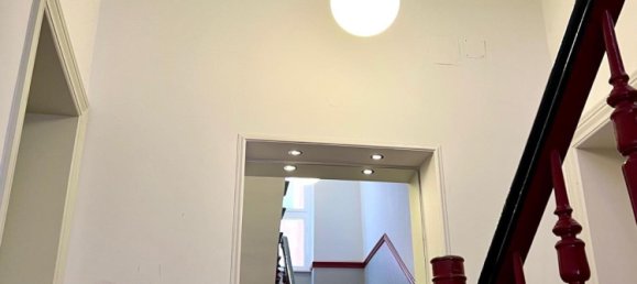 Apartamento de 2 dormitorios en Mitte, Germany No. 290670 3