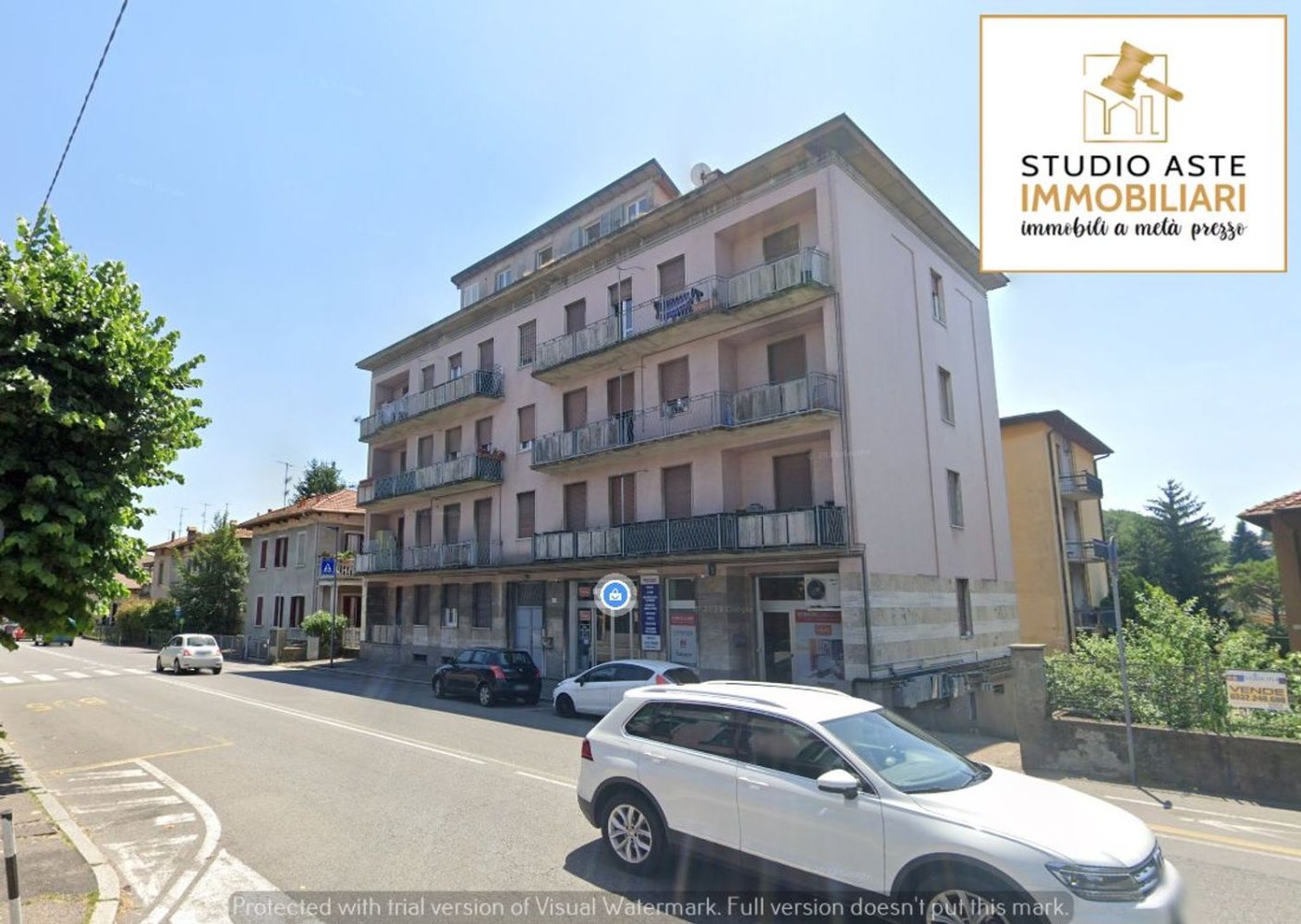 Квартира с 2 комнатами в Варесе, Италия № 11284