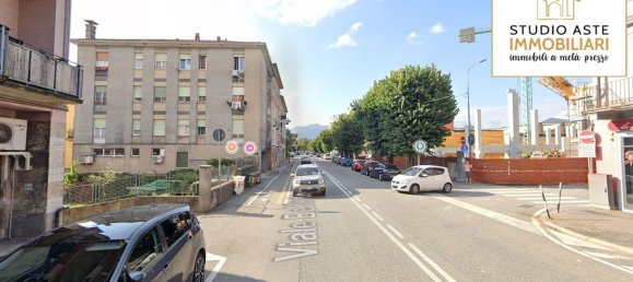 Квартира с 2 комнатами в Варесе, Италия № 11284 46