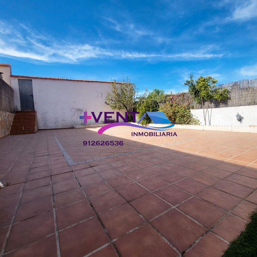 Moradia em banda T4 em Toledo, Spain N.º 225727