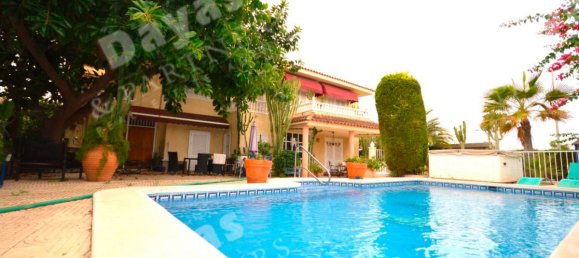 5 غرف نوم فيلا في Torrevieja, Spain رقم 114854 5