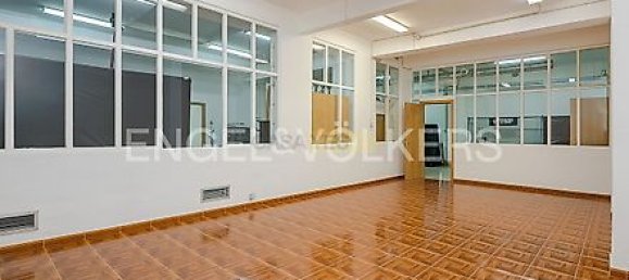 1 bedroom Apartment in Lisbon, Portugal No. 9775 6