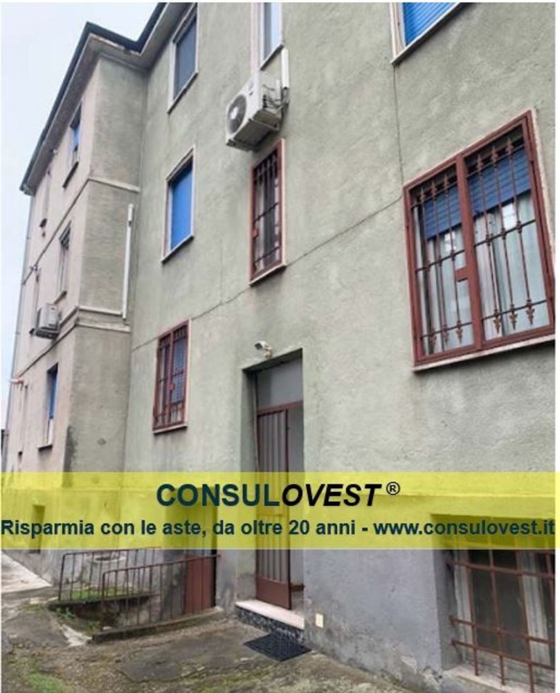 2-Zimmer Wohnung in Buccinasco, Italy, Nr. 259077