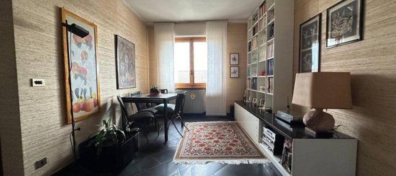 5 rooms Apartment in Moncalieri, Italy No. 19303 6