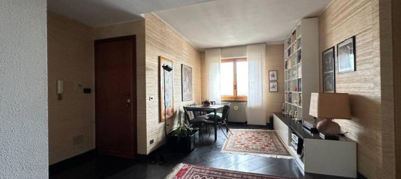 5 rooms Apartment in Moncalieri, Italy No. 19303 5