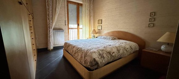 5 rooms Apartment in Moncalieri, Italy No. 19303 15