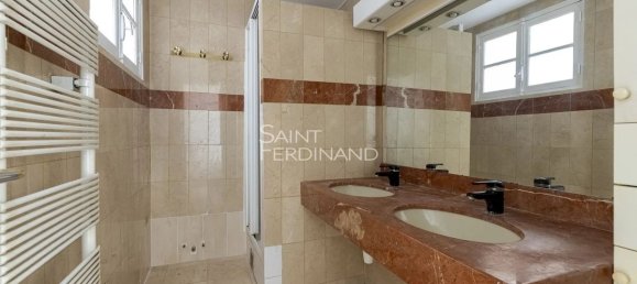 Квартира с 3 спальнями в Париж, Франция № 334980 12